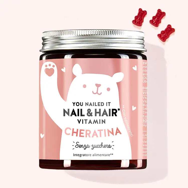 In questa immagine è raffigurata una confezione del prodotto You Nailed it Nail & Hair con cheratina di Bears with Benefits.