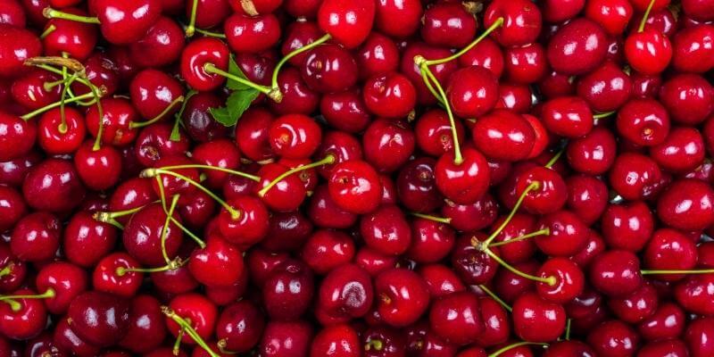 Questi alimenti contengono l'ormone del sonno, la melatonina