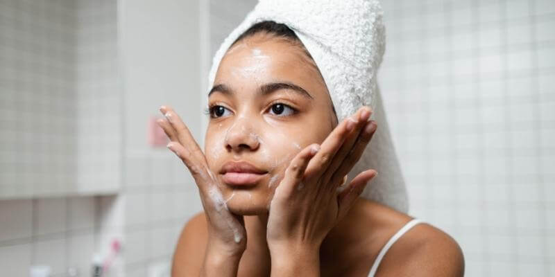 Ecco la routine perfetta per la cura della pelle
